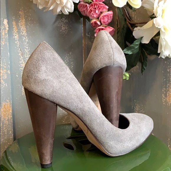 Cole Haan Grey Suede Wood Heels๐บ - Picture 5 of 12